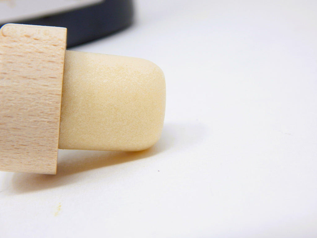 Hand-Carved Wooden Bulldog Wine Stopper – Rustic Bottle Plug